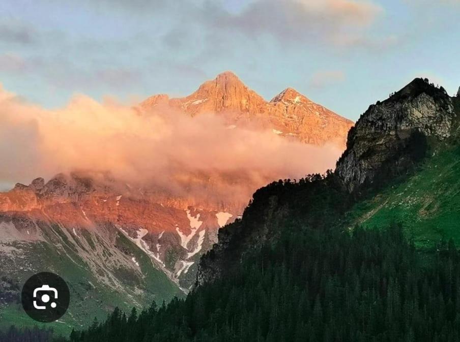 Alpenperle Apartment Isenthal Bagian luar foto